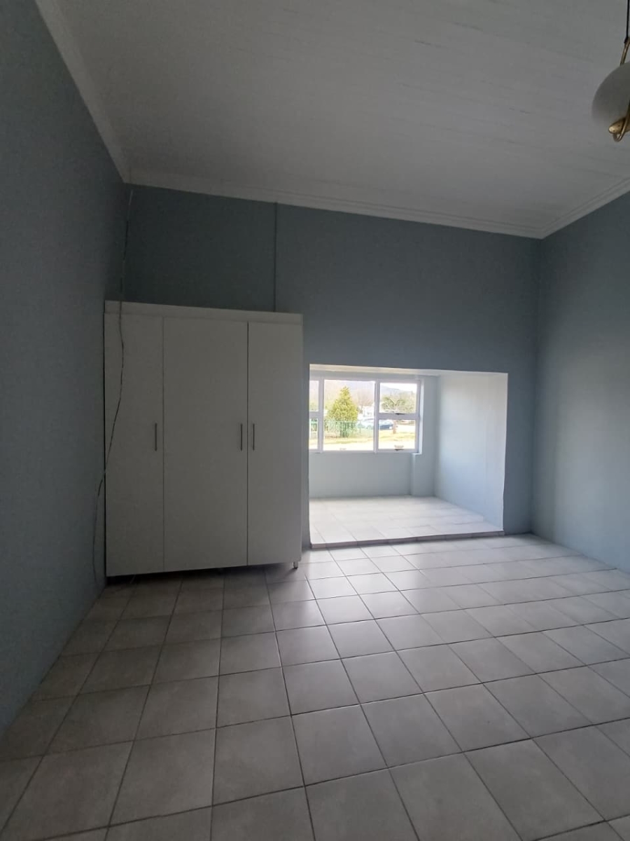 To Let 1 Bedroom Property for Rent in Queenstown Central Eastern Cape